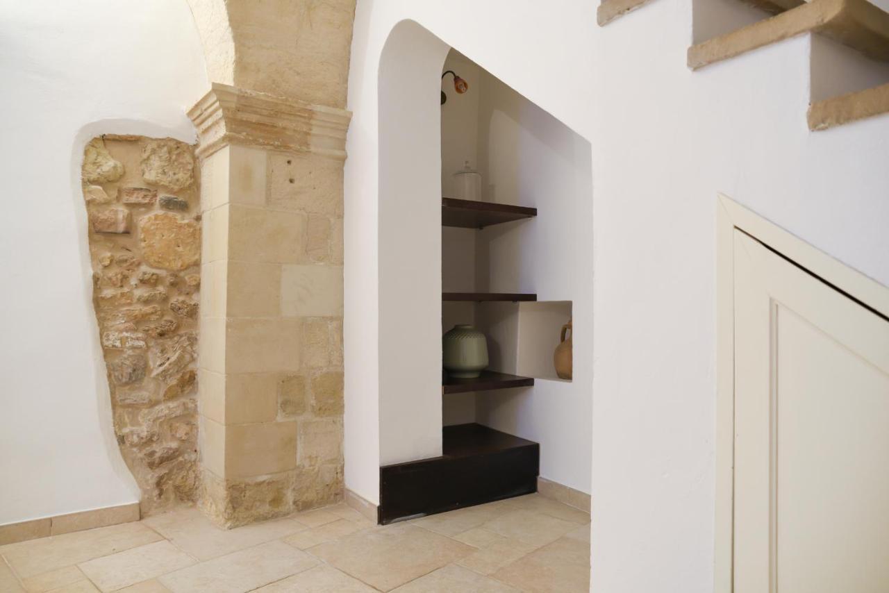Milestone Inn Lecce Buitenkant foto