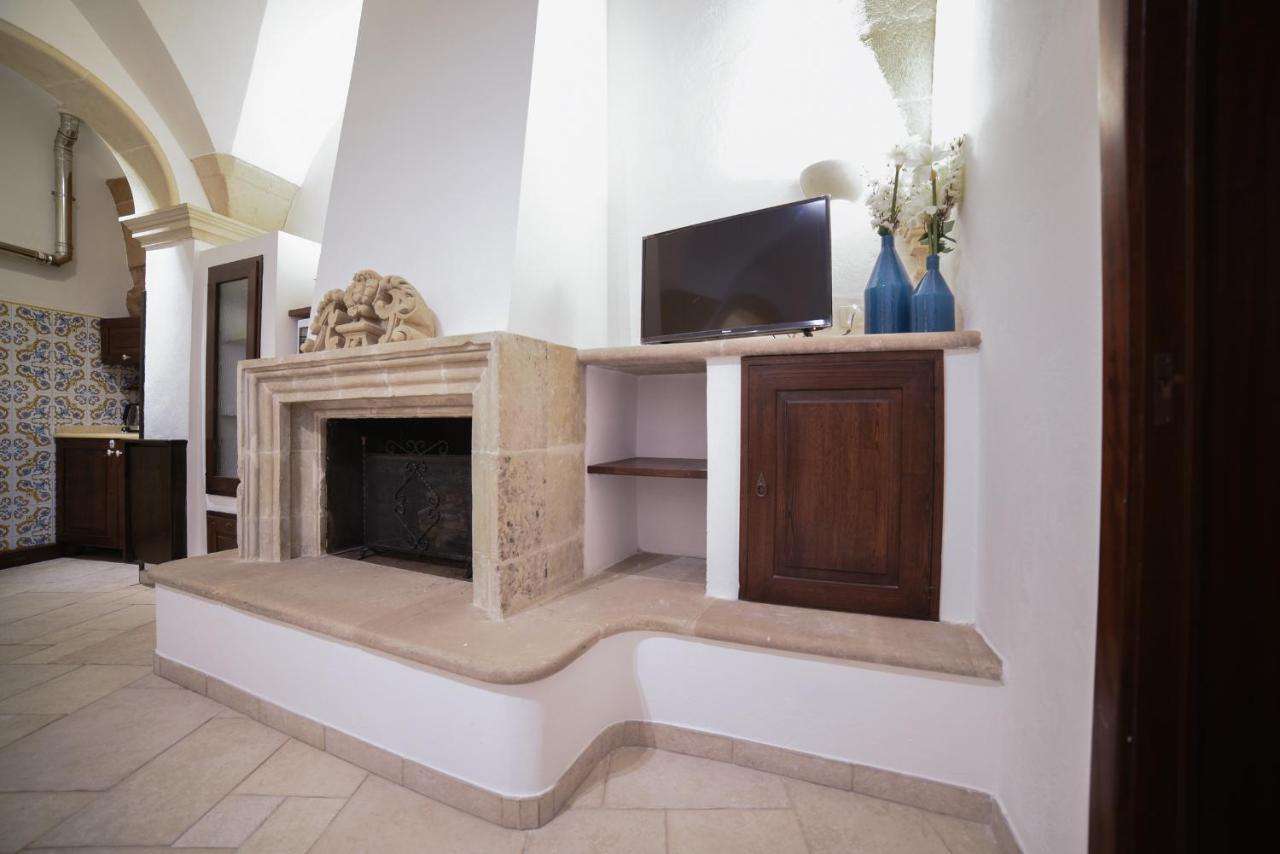 Milestone Inn Lecce Buitenkant foto
